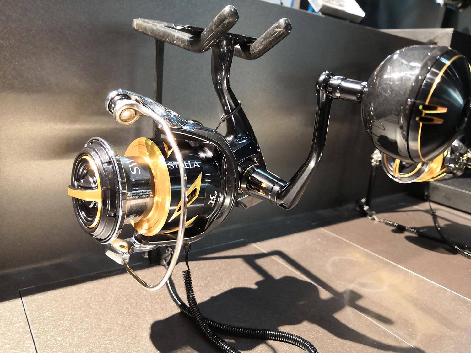 SHIMANO Spinning Reel 19 Stradic C5000XG Light Shore Jigging Light Shore  Casting